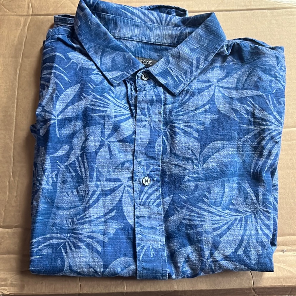 Slate & Stone Blue Hawaiian Shirt (L)